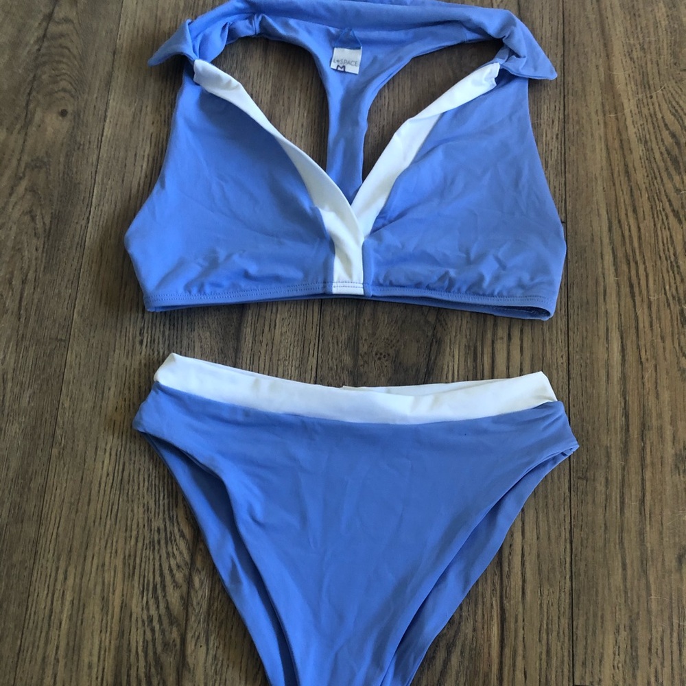 L*Space suit size medium